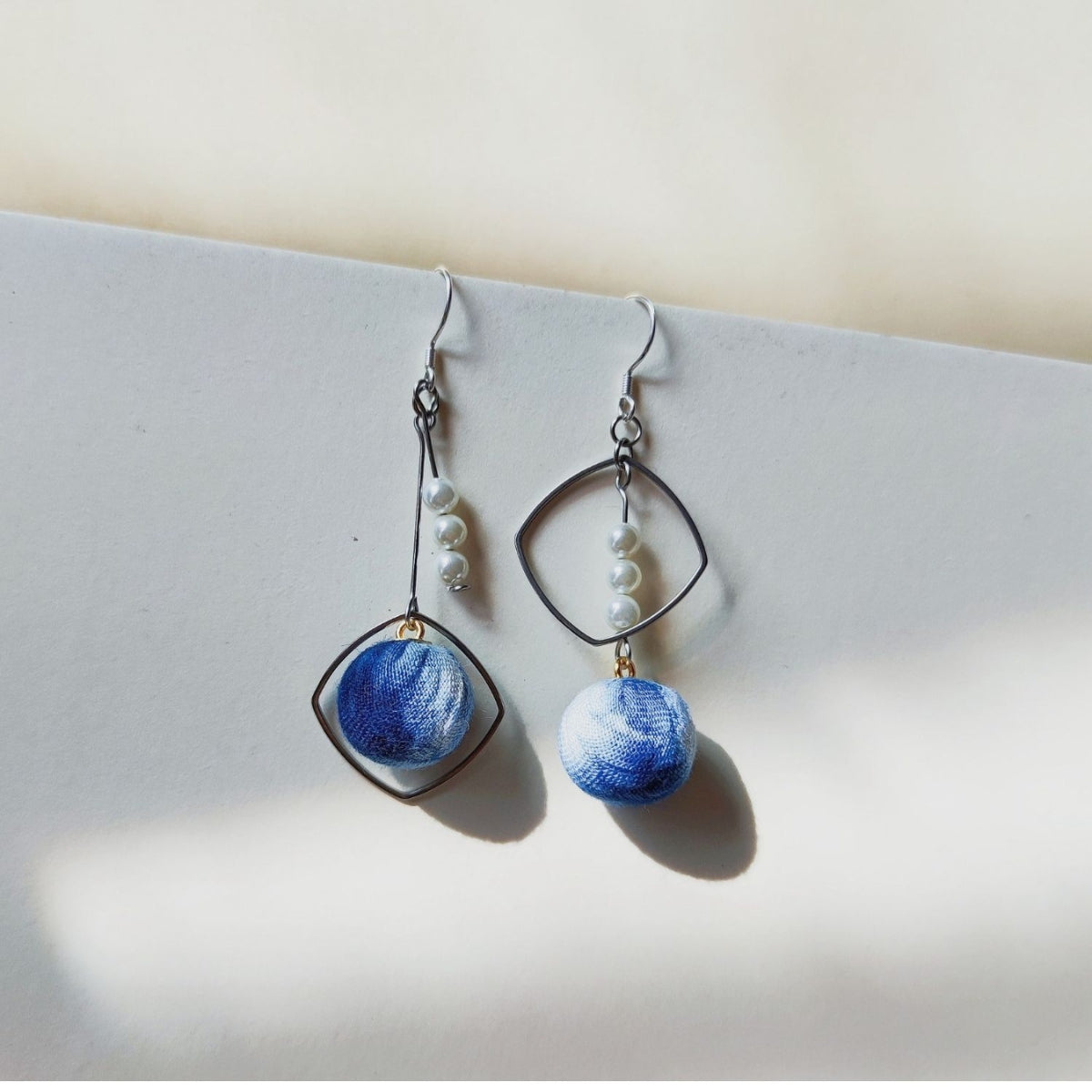 Vintage Blue Tie-Dye Pearl  Drop Earrings