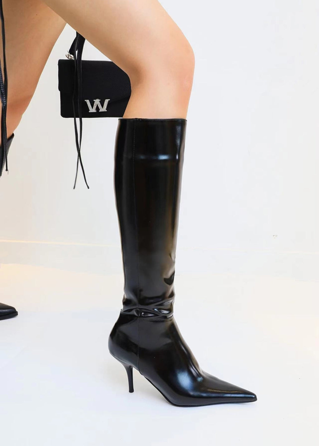 Black Patent Leather Pointed -Toe Boots