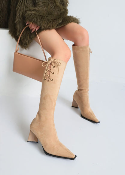 Suede Trapas Lace Up With Pointed -Toe Boots