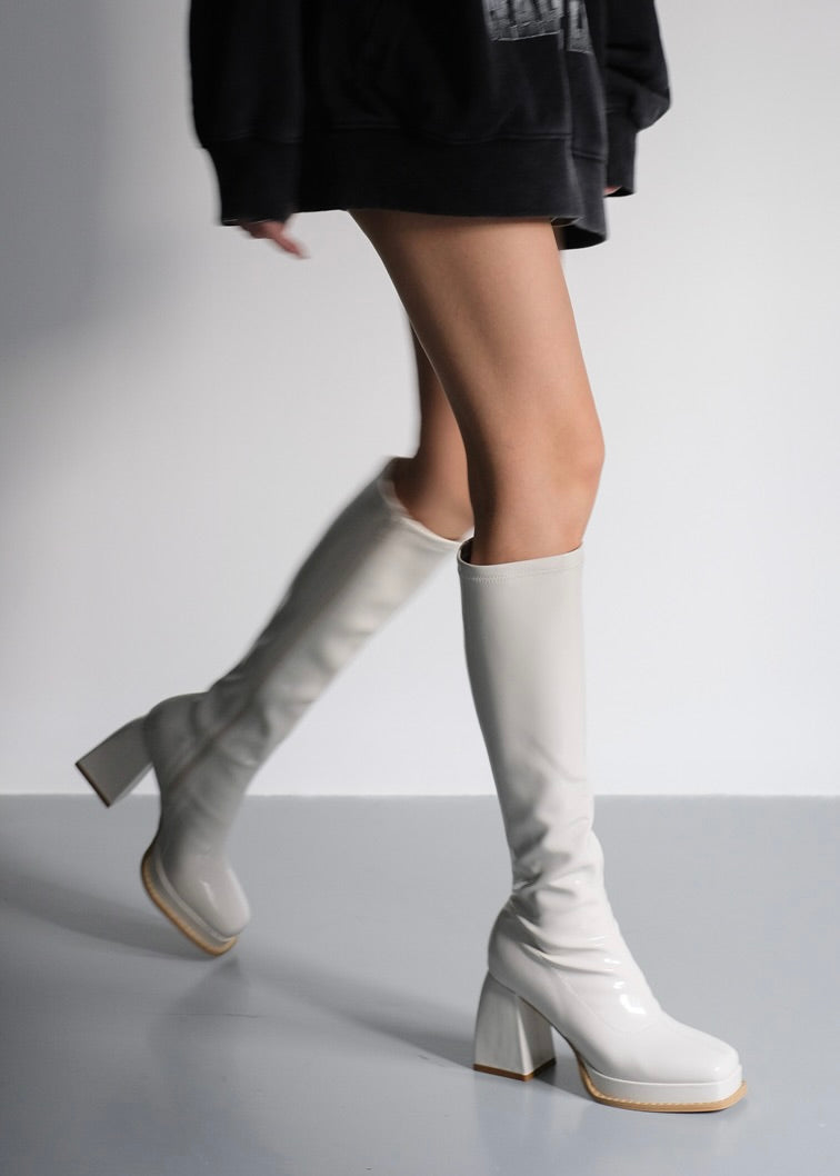 White Patent BULLA 70'S RETRO KNEE HIGH PLATFORM LEATHER BOOTS SQUARED TOES